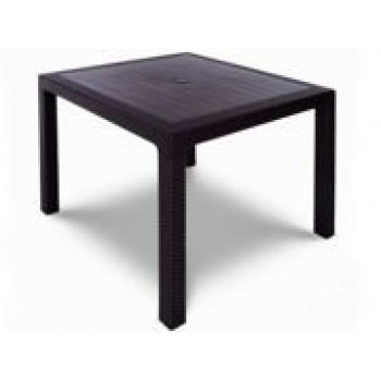 Стол обеденный квадратный TWEET Kvatro Table купить в Москве